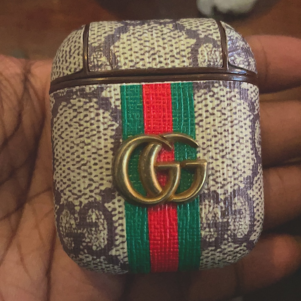 Gucci Airpod case